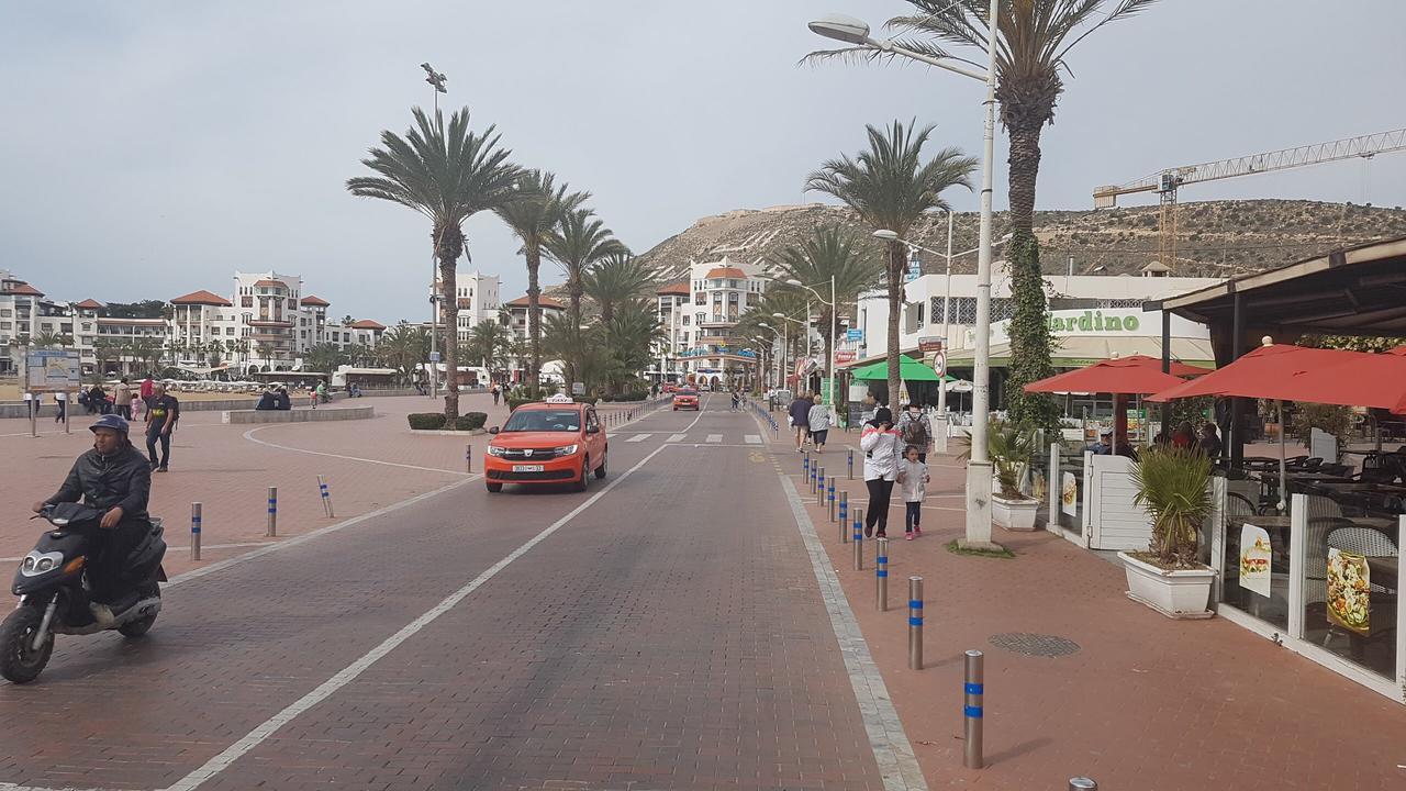 Riadinou Center *